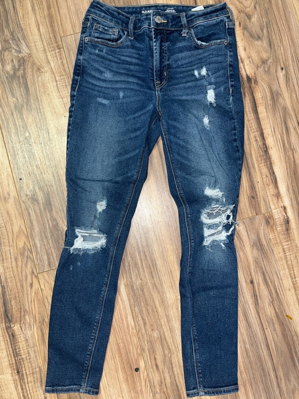 Size 8 Old Navy Women's Dark Blue Distressed Skinny Jeans